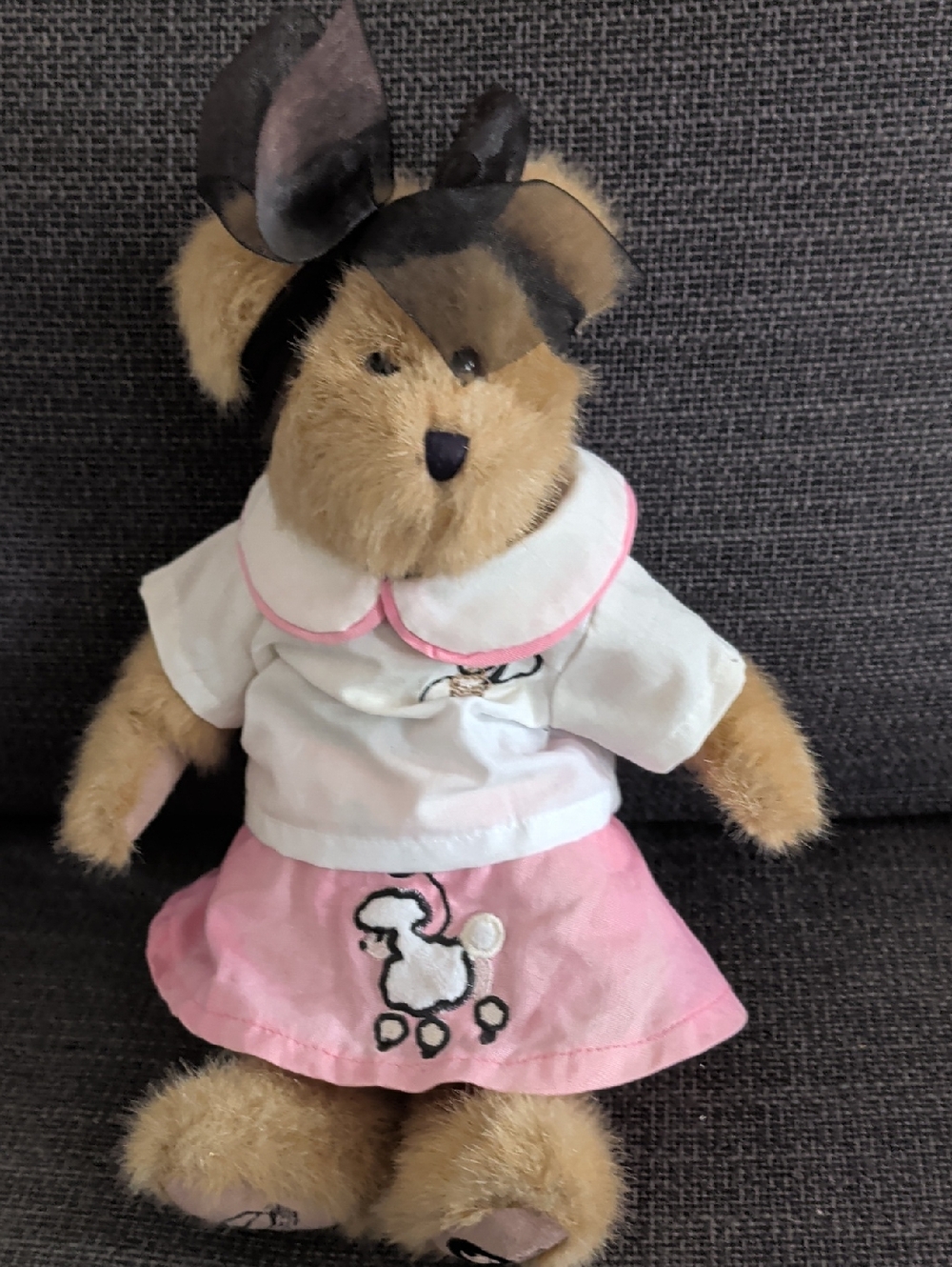 Boyds Bears Bailey at the Sock Hop
